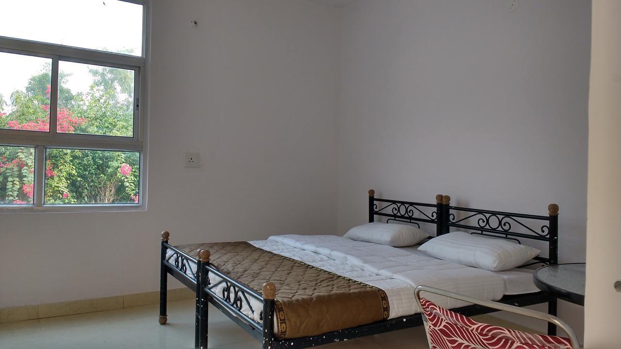 Club Awara Holiday Resort Manesar Exteriér fotografie